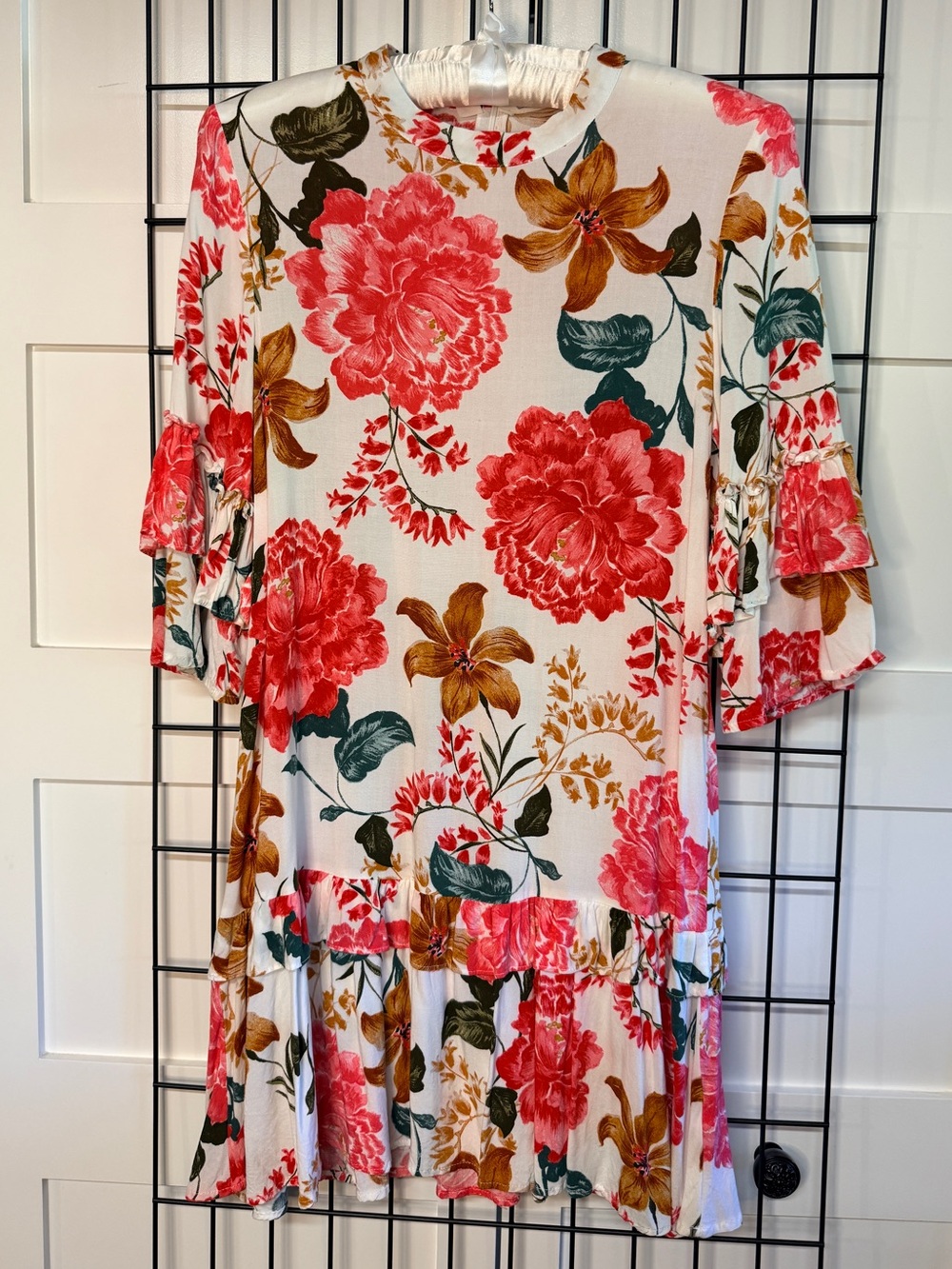 Petal and Pup 3/4 sleeve floral print dress M